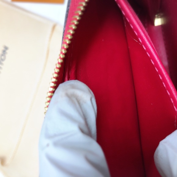 Sold Louis Vuitton Zippy Vernis Monogram wallet - Picture 16 of 16